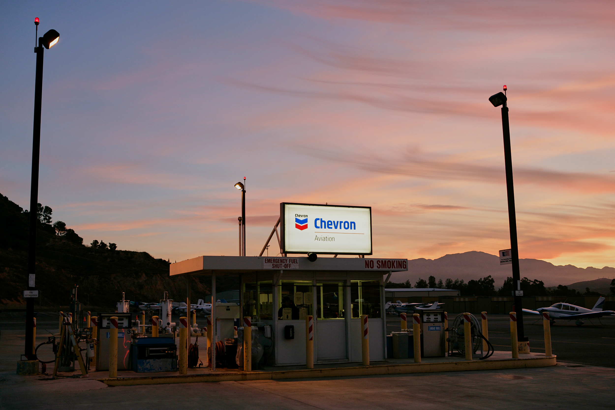Chevron Aviation Sunrise - Steve Craft Photography, Phoenix, Arizona based Commercial, Aviation & Editorial Photographer