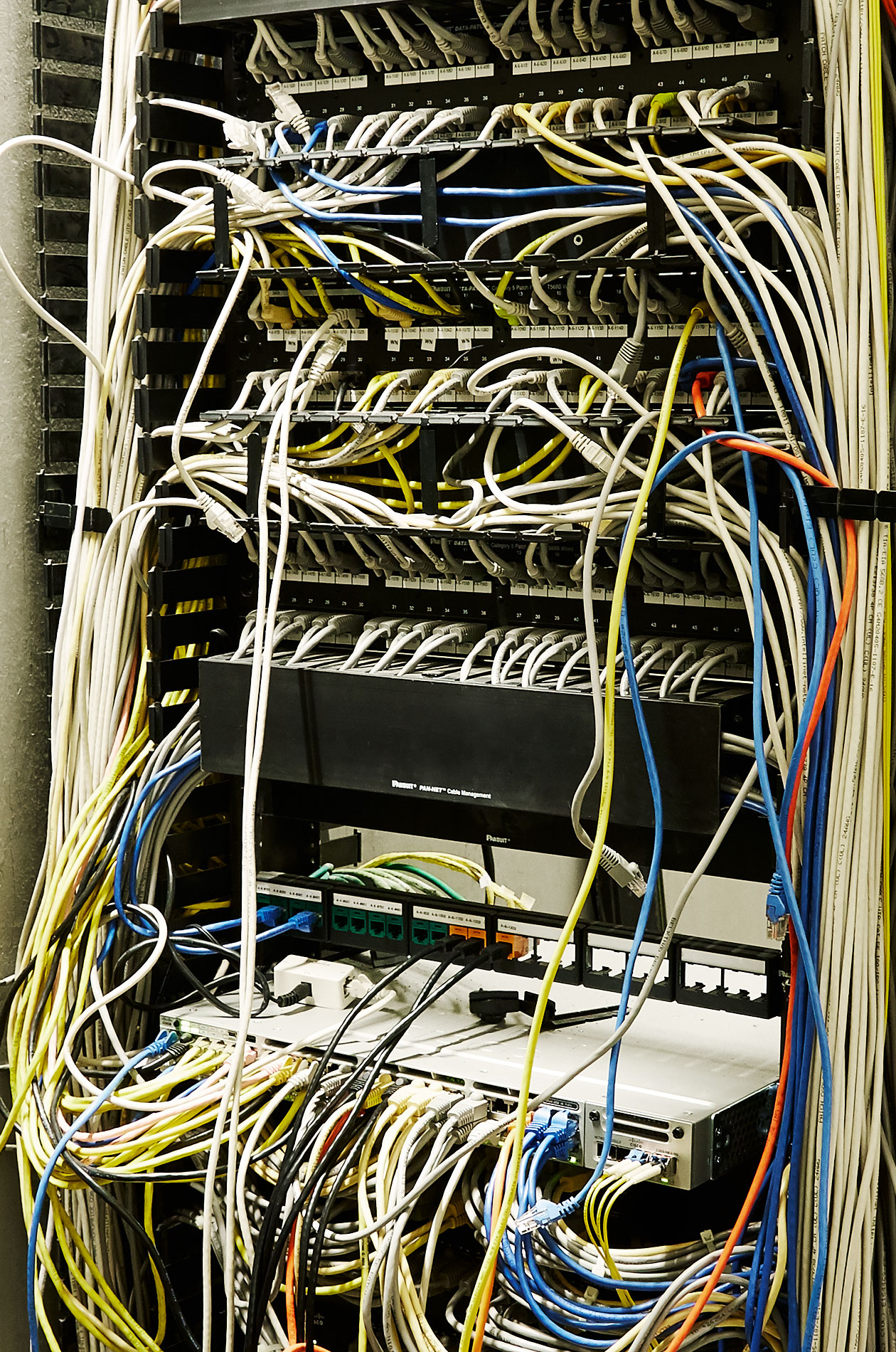 Server wires at Xcel Center - Steve Craft Photography, Phoenix, Arizona based Commercial, Aviation & Industrial Photographer