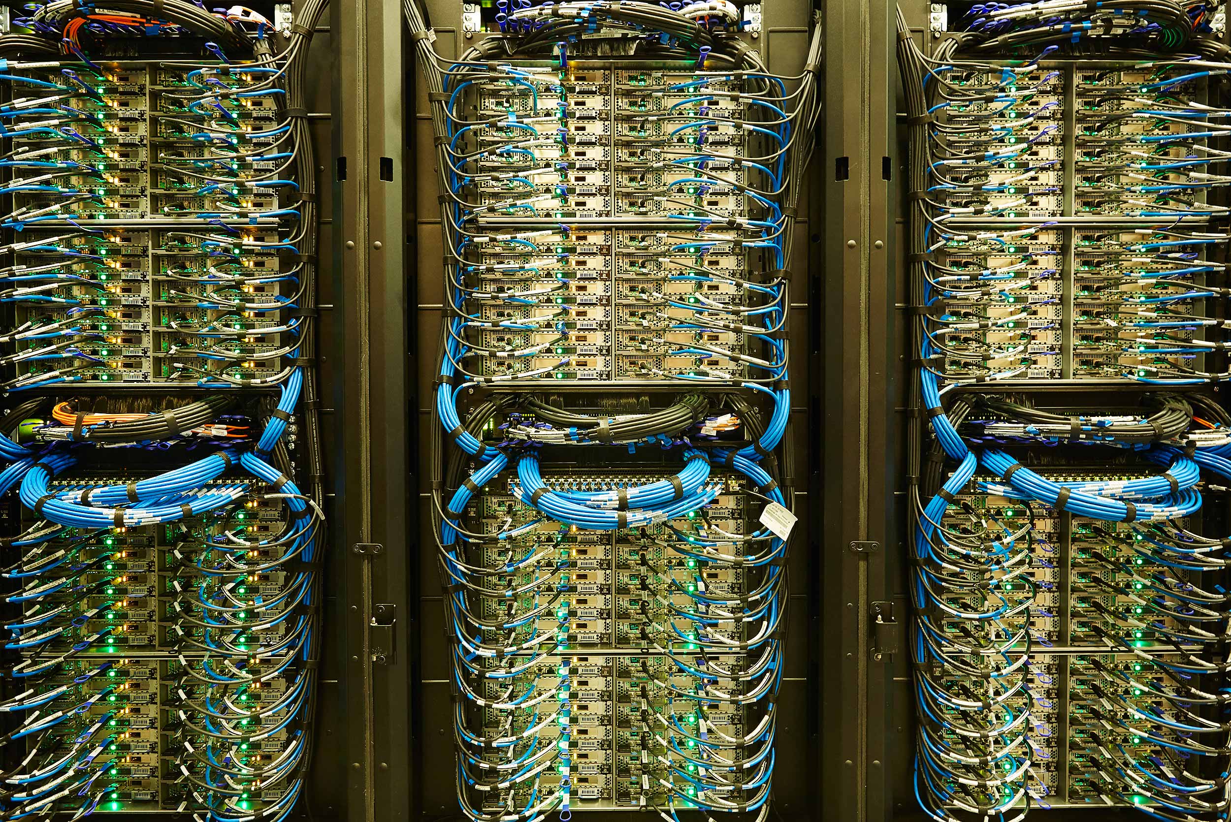 Servers -- Steve Craft Photography, Phoenix, Arizona based Advertising, Corporate & Aviation Photographer