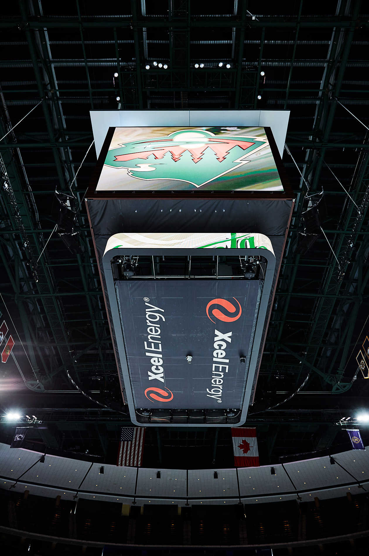Xcel Center scoreboard - Steve Craft Photography, Phoenix, Arizona based Advertising, Corporate & Aviation Photographer
